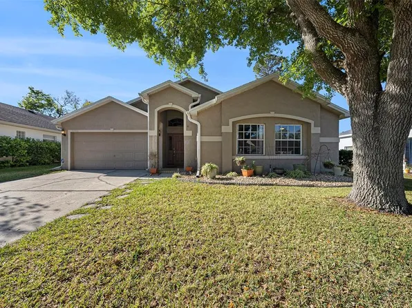 35502 Welby Ct, Zephyrhills, FL 33541