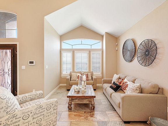 4th image of 6005 Valle Espanola Ln