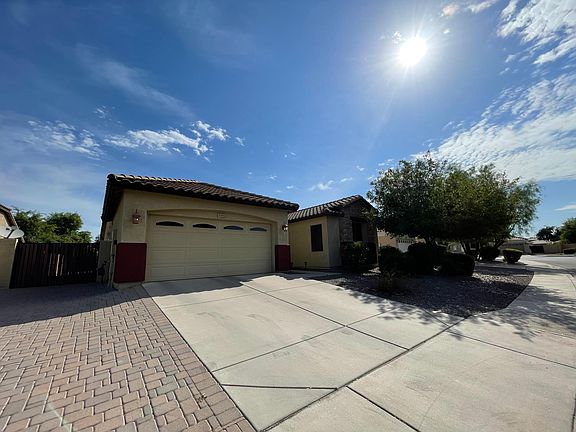 2nd image of 2462 E Sequoia Dr