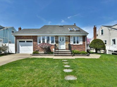 185 N 3rd Street, Bethpage, NY, 11714