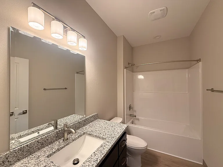 5534-5564 Skyline Rd S — Photo 50