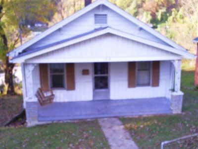 719 E 2nd St, Richlands, VA, 24641