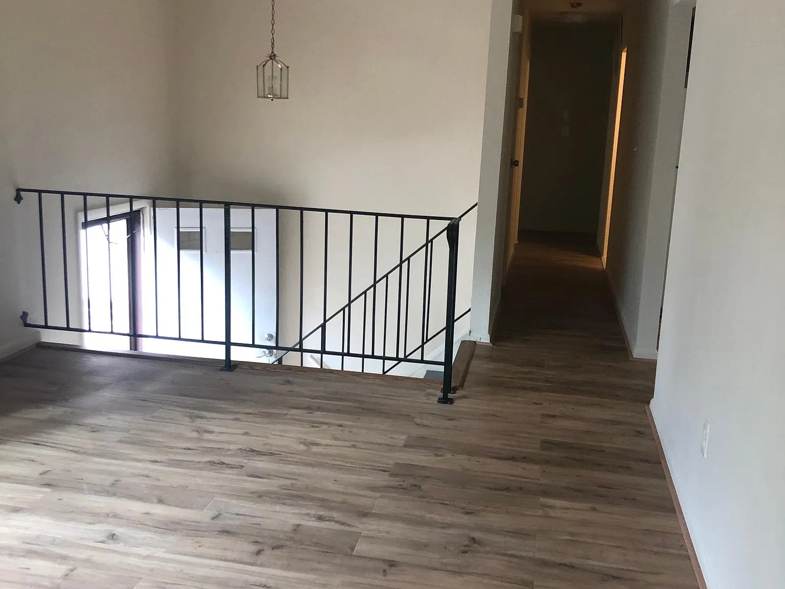 3 bed, 2300 sqft, $2,450 — Photo 4