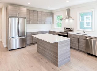 36 Pratt St #1, Providence, RI 02906
