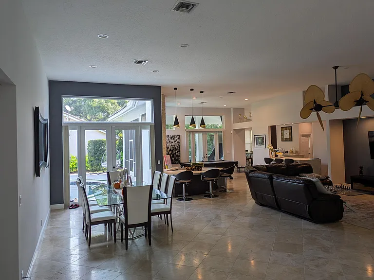 1865 NW 124th Way — Photo 41