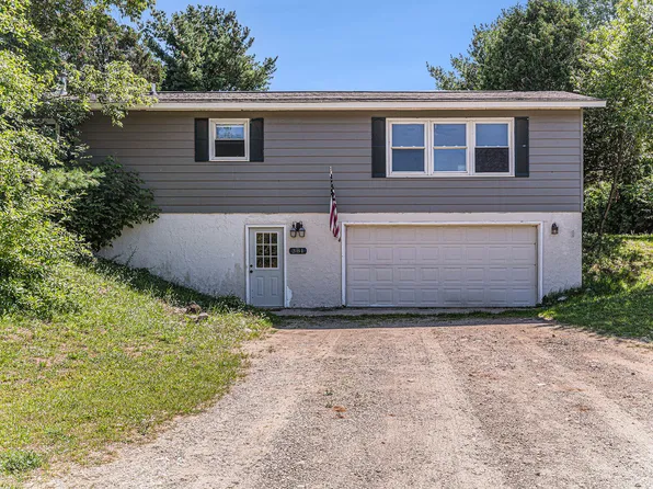 381 Klarer Hinnel Dr, Gaylord, MI 49735