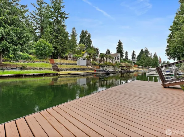 2422 179th Avenue E, Lake Tapps, WA 98391