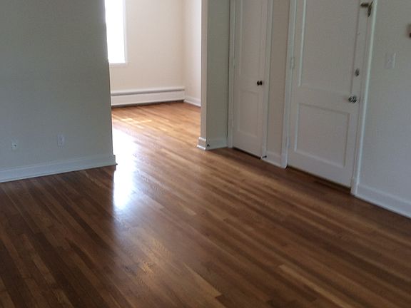 3rd image of 218 South Blvd #D