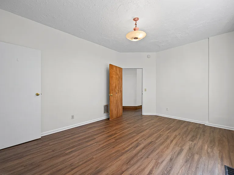 10 Bly St #1 — Photo 12