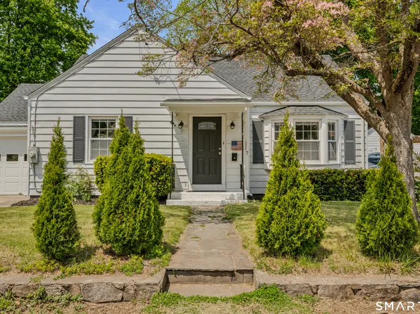 7 Norton Court, Norwich, CT 06360