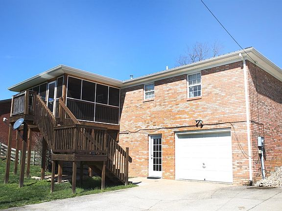 4th image of 157 Virginia Dr #B