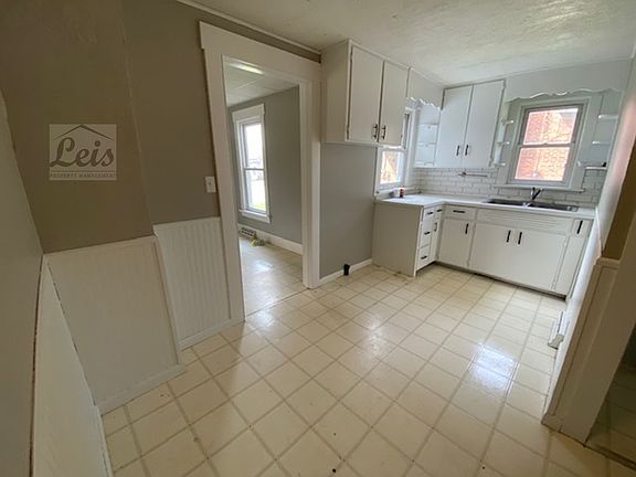 4th image of 508 W Canal St