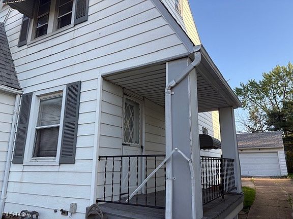 2nd image of 10305 S Highland Ave