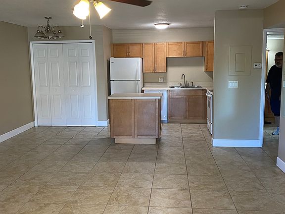 3rd image of 465 Forestway Cir Unit 103