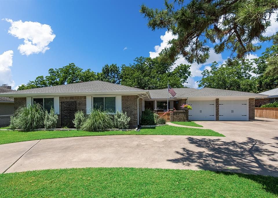 1st image of 5912 Woodway Dr