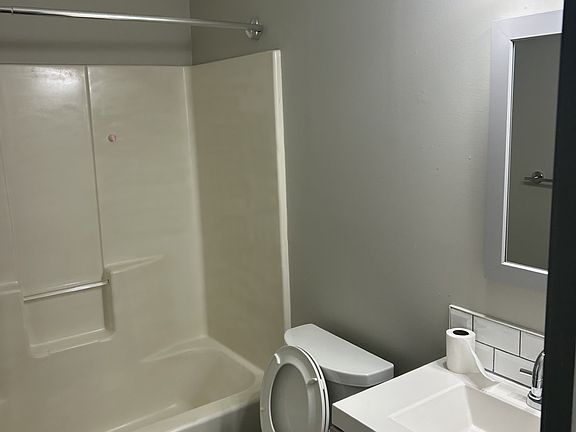 2nd image of 2108 Fort Belvoir Dr