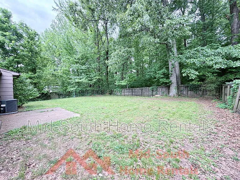 3829 Walsingham Dr — Photo 20