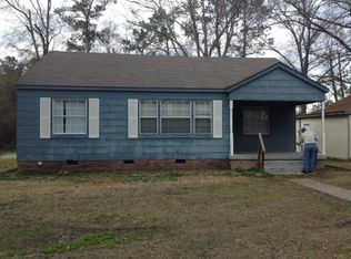 1709 Lee St, Laurel, MS 39440