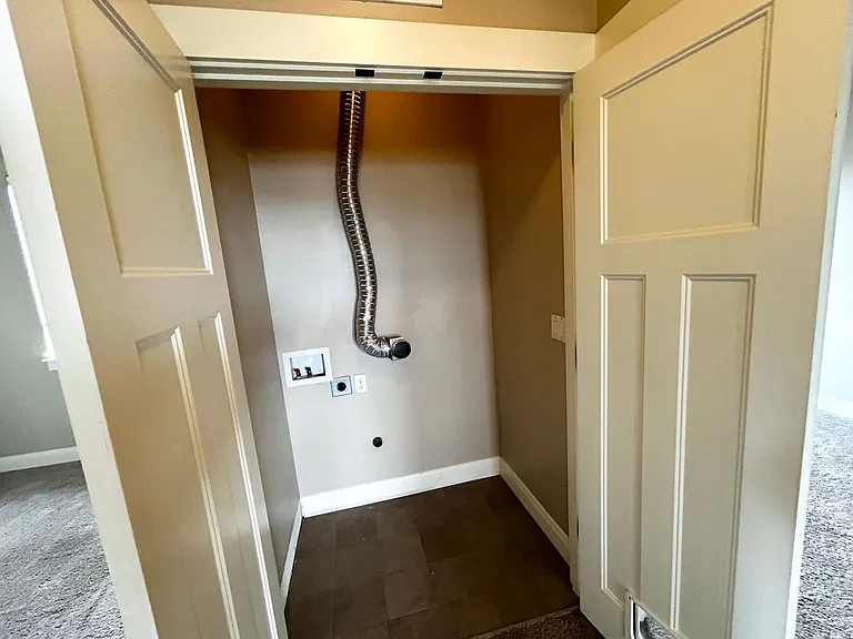 14439 SW Meridian St — Photo 13