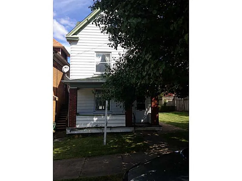 634 7th St photo 1