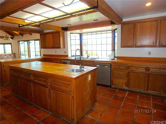 4th image of 40212 107th St W