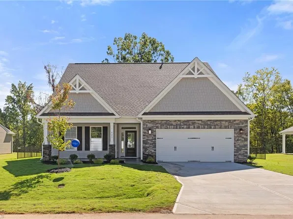 425 Bingham And Parks Rd, Advance, NC 27006