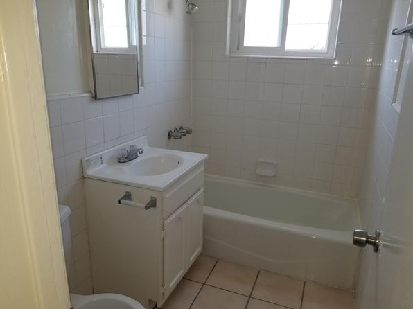 12346 Dunrobin Ave