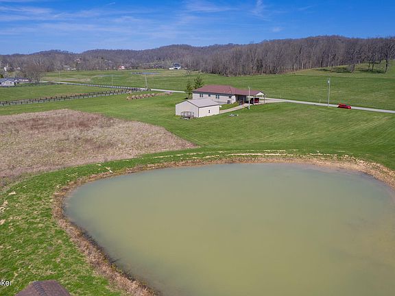 2nd image of 556 Boone Rd