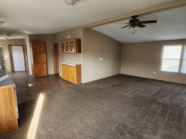 76 Deerfield Pines Dr