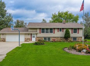 S102W14650 Loomis Rd, Muskego, WI 53150