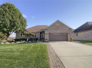 32745 Greenwood Dr, Chesterfield, MI 48047