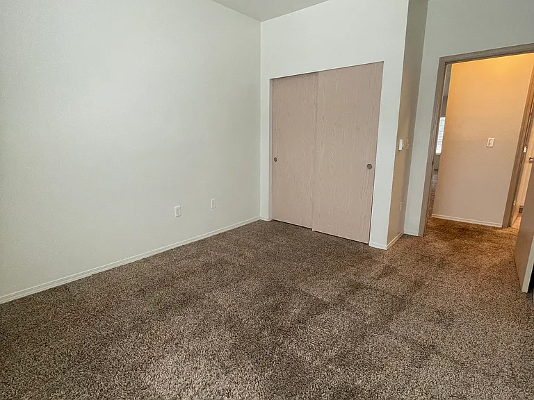 Fountain Valley Apartments — Photo 26