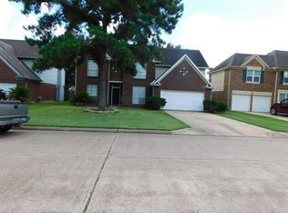 18427 N Wimbledon Dr, Katy, TX 77449