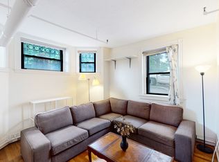 137 Peterborough St APT 32, Boston, MA 02215