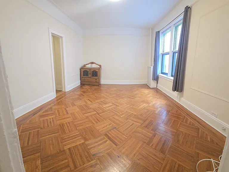 19839 32nd Ave #B6 — Photo 2