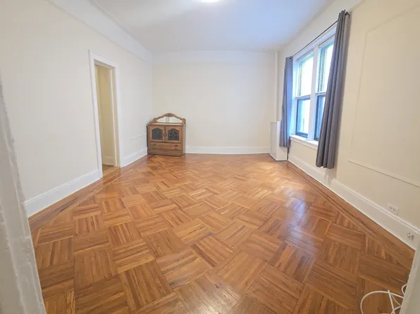 19839 32nd Ave APT B6, Flushing, NY 11358