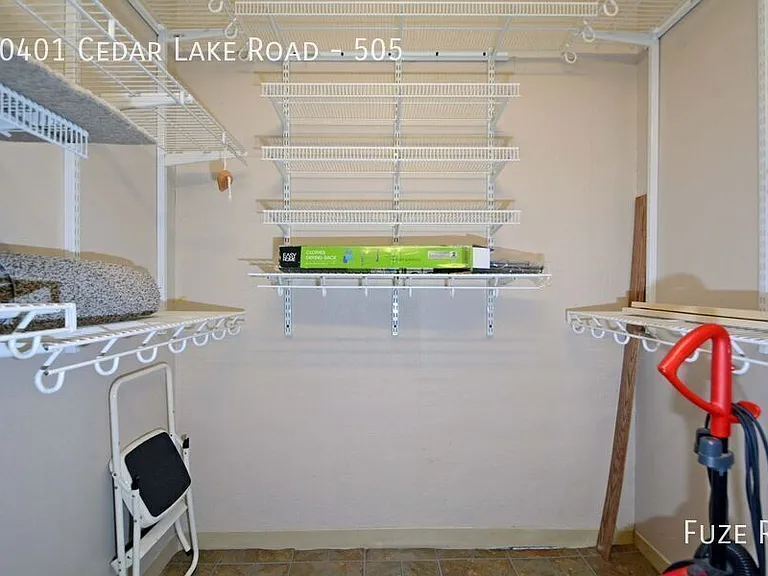10401 Cedar Lake Rd #505 — Photo 15
