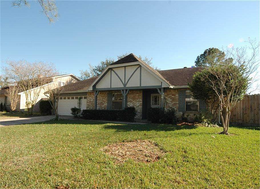 1st image of 313 Westwood Dr