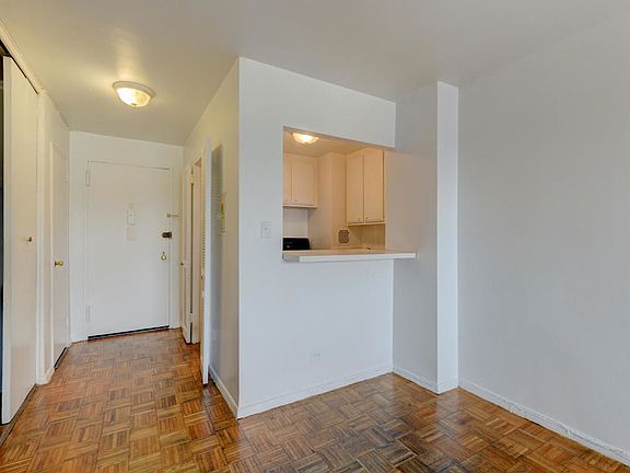 5th image of 8515 Main St APT 7B