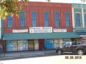 1st image of 106 N Walnut St
