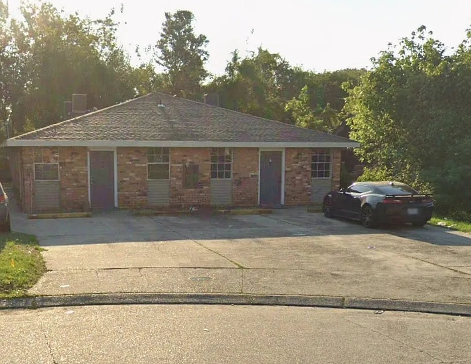 3 Claremont Pl — Photo 1