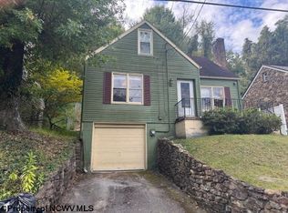 1298 Hillside Dr, Fairmont, WV 26554