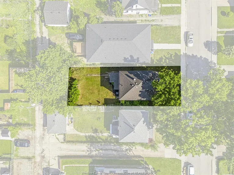 371 Curry Ave — Photo 40