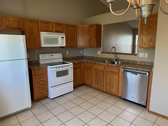 7205_moss_bluff_b_05082020