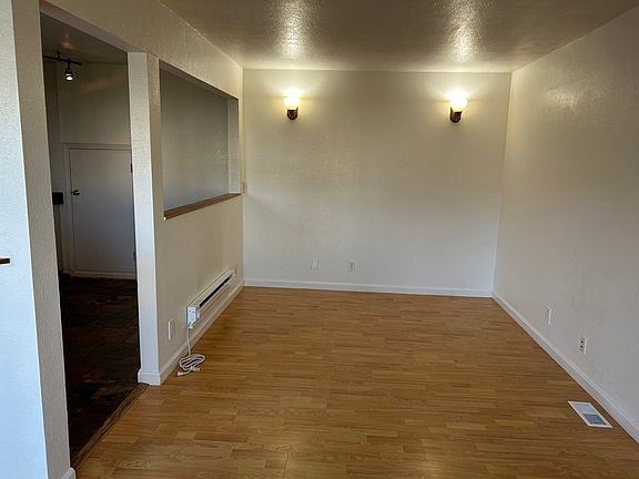 2nd image of 107 Wavecrest Ave #B