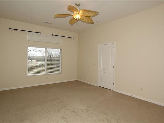 5th image of 7874 Bridgepoint Dr
