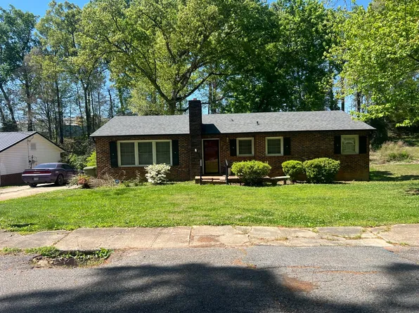 1102 Briarwood Dr, Gaffney, SC 29340