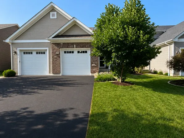 703 Stevens St, Geneva, IL 60134