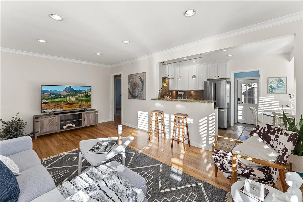 4 bed, 1744 sqft, $3,000 — Photo 4