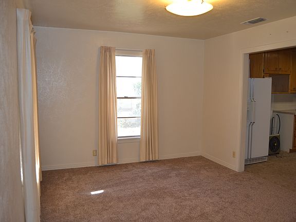 4th image of 2600 Wooddale Ave
